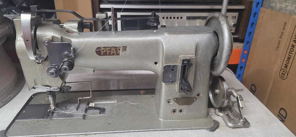 Maquina de costura triplo arrasto PFAFF H3
