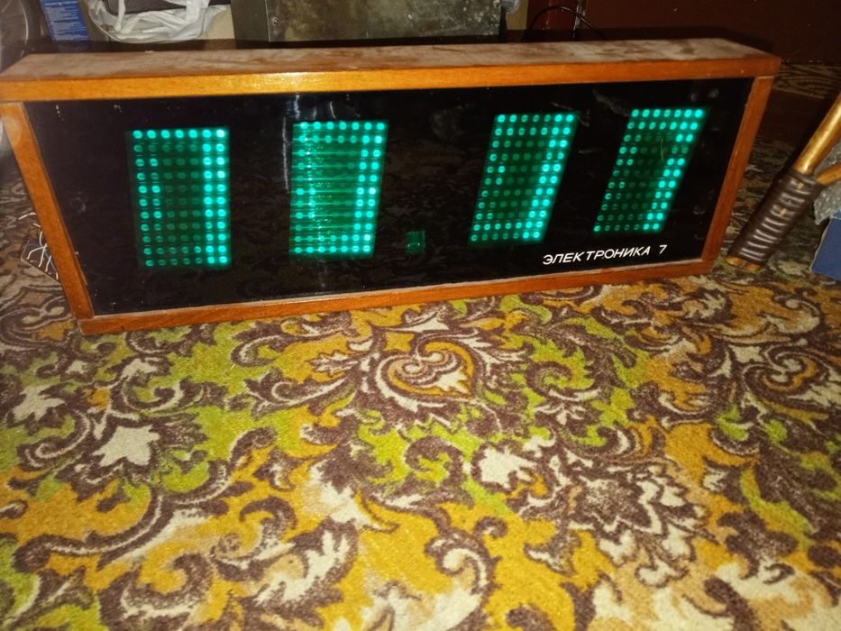Часы Электроника 7, Индикаторные лампы ИВ-26: 2 550 грн. - Аксесуари й ...