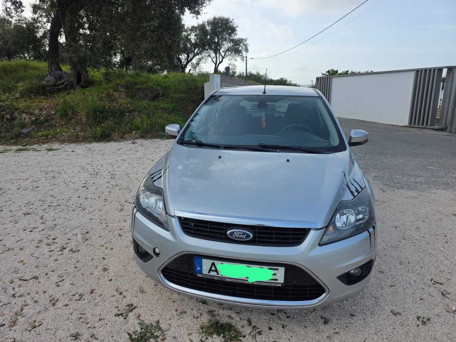 Ford focus 2011 vende/troca