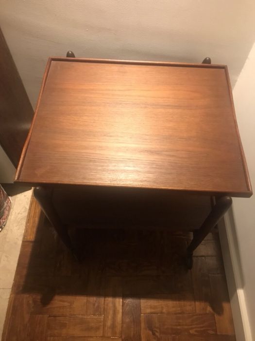 Carrinho chá em Teca