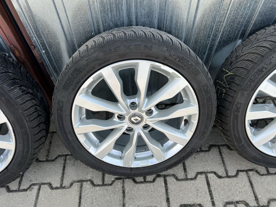 Koła zimowe 225/45R17 5x114.3 66,1 ET43 Renault