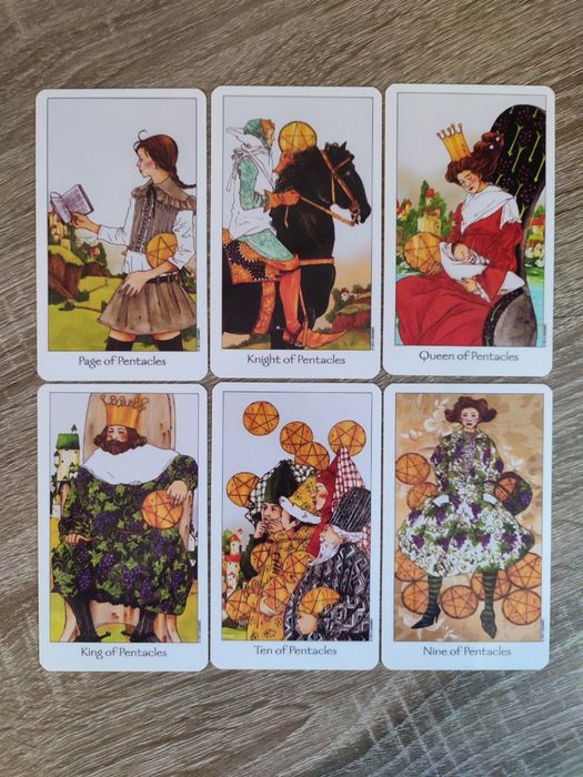 Розпродаж колод таро