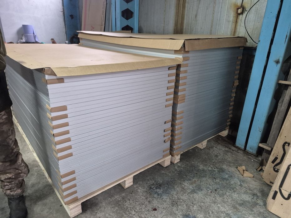 Солнечные панели 590 v