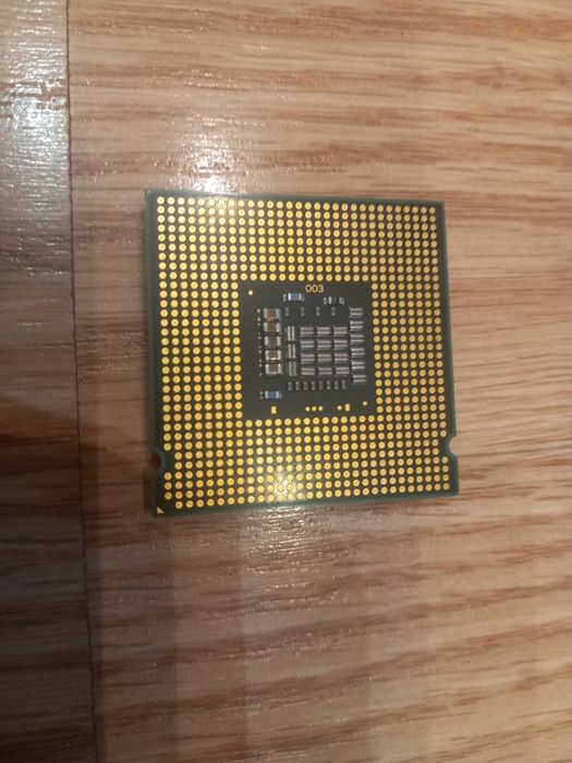 Intel pentium E5200 dual-core 2.5ghz