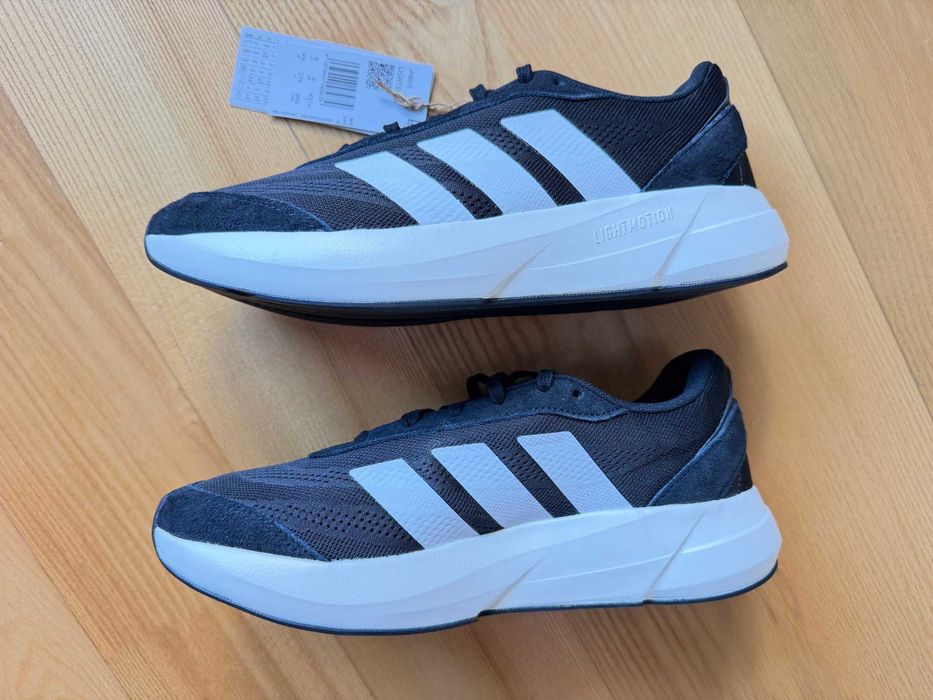 NOWE buty sportowe Adidas Lightshift (rozmiar 43⅓)