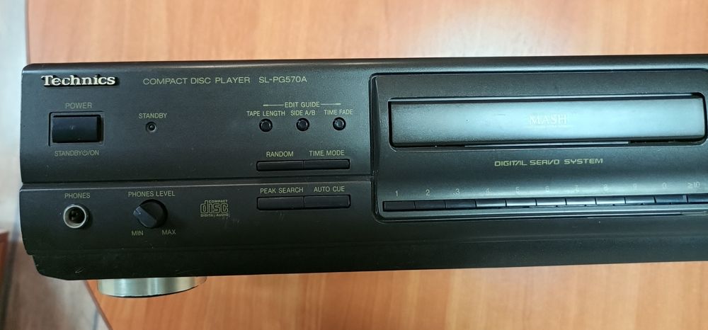 Cd програвач Technics sl-pg 570A /440А пульт