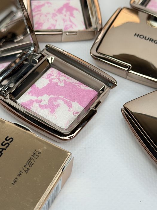 Румʼяна Hourglass Light Blush Etherial Glow