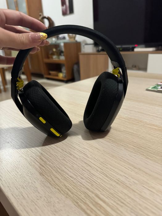 Headset Gaming Logitech G435