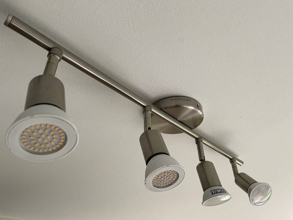 Lampy sufitowe reflektorki Massive