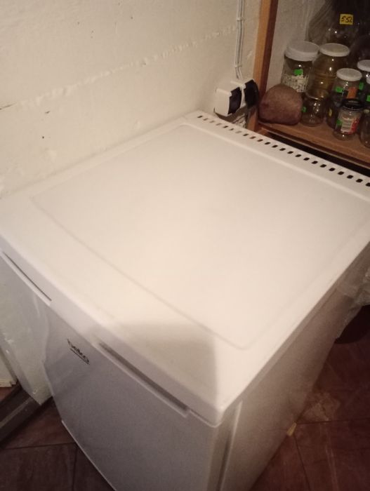 Lodówka Beko TSE1423N