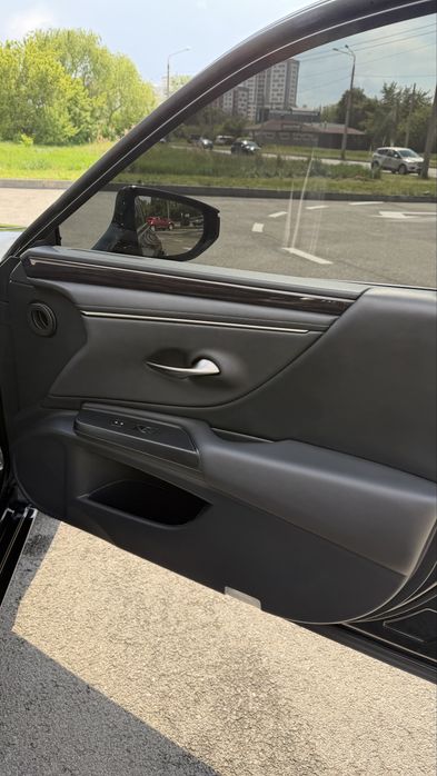 Lexus es 300h 2021