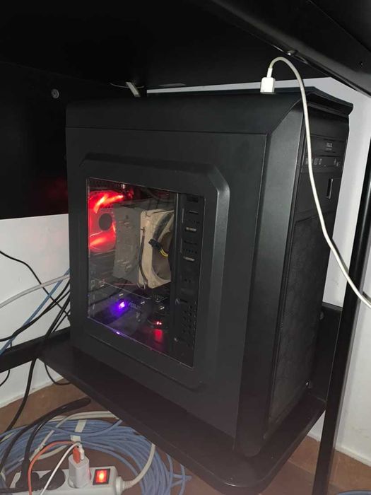 PC Gamer Mid Range