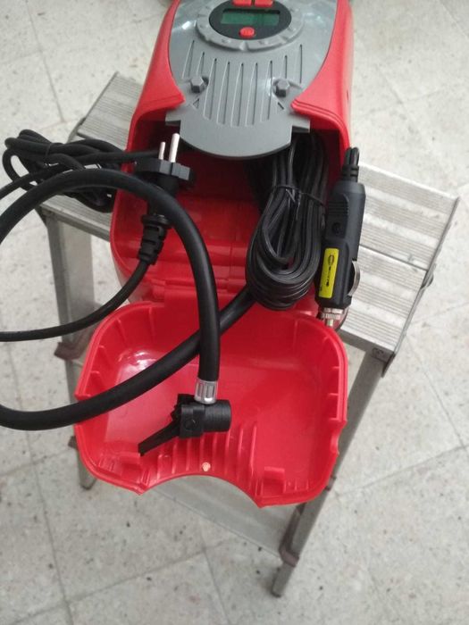 Compressor de Ar portátil para Carro BLACK & DECKER