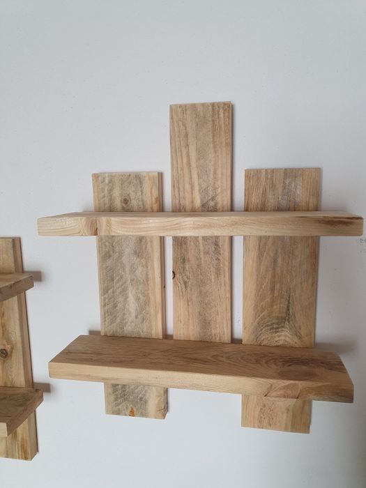 Półka ścienna drewniana, półka z drewna