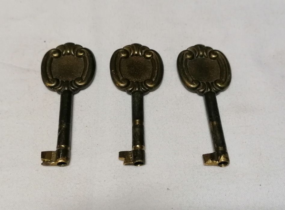 Chaves  antigas várias