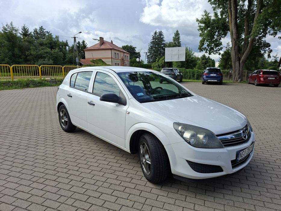 Opel Astra III 2009 rok