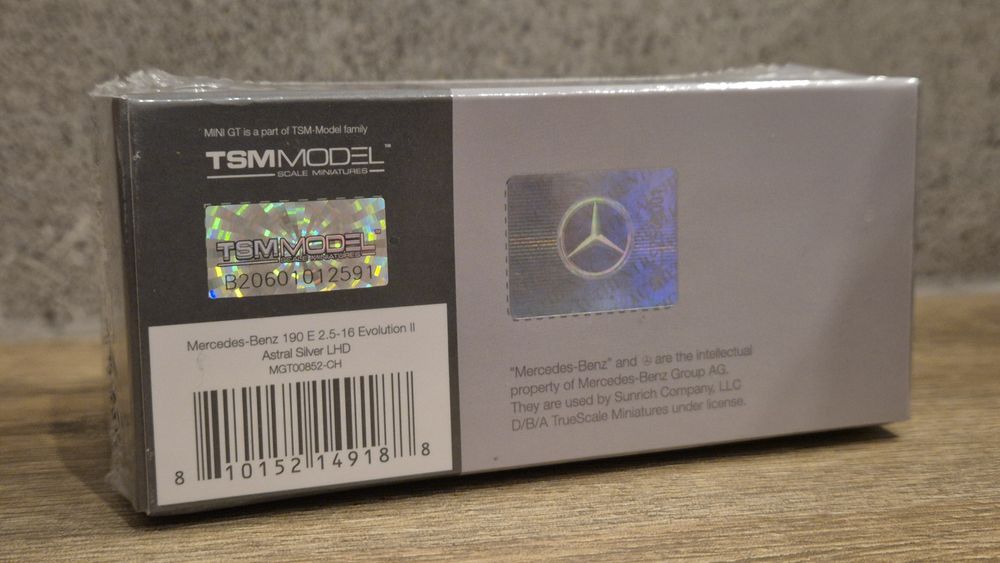Mini GT Mercedes 190E 2.5 Evolution II Astral Silver Evo II MiniGT