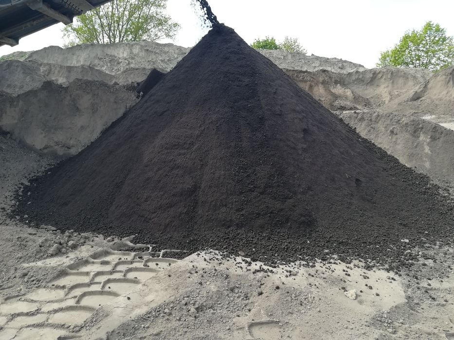 kompost nawóz organiczny ziemia ogrodowa czarnoziem TRANSPORT wywrotka kruszywa gruz kamień drenarski ozdobny suchy beton pospółka otoczak gres kora