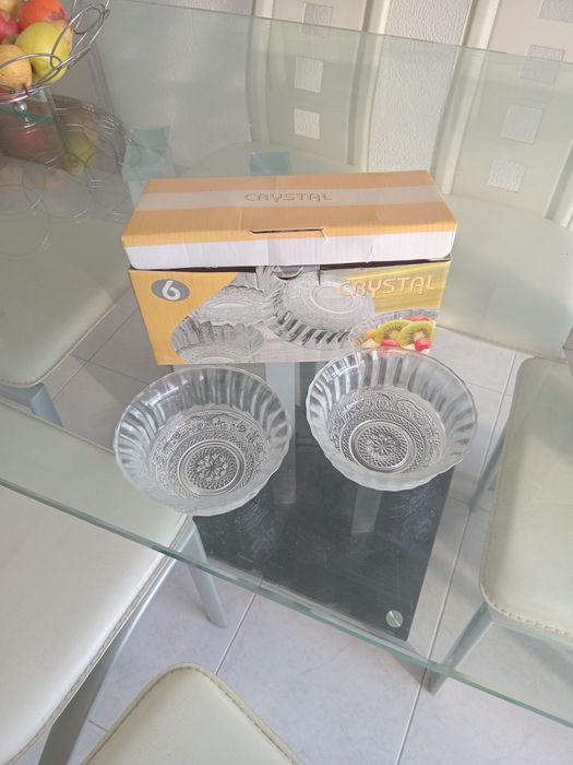 Vendo dois conjuntos de taças  novos e embalados