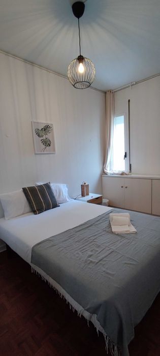 Quarto nos Olivais ao lado da estação de metro