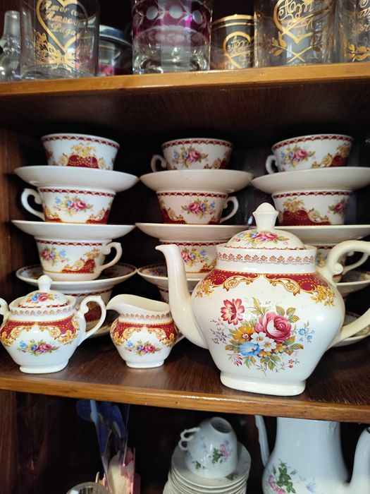 Antique Tea Service429753526975221762