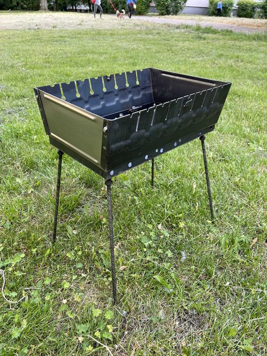 Мангал Grill walizka Mangal skladany na 8 szampurow .