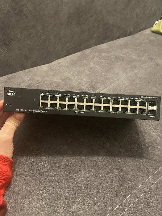 Cisco SG 102-24 24-port Gigabit Switch