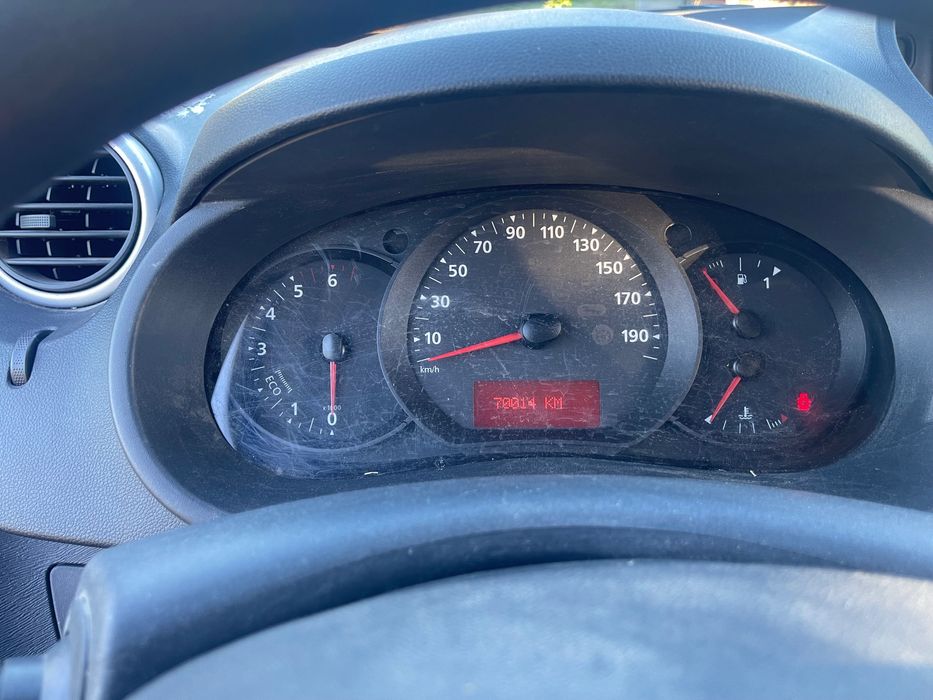 Renault kangoo 2020 71,000 quilómetros dois lugares