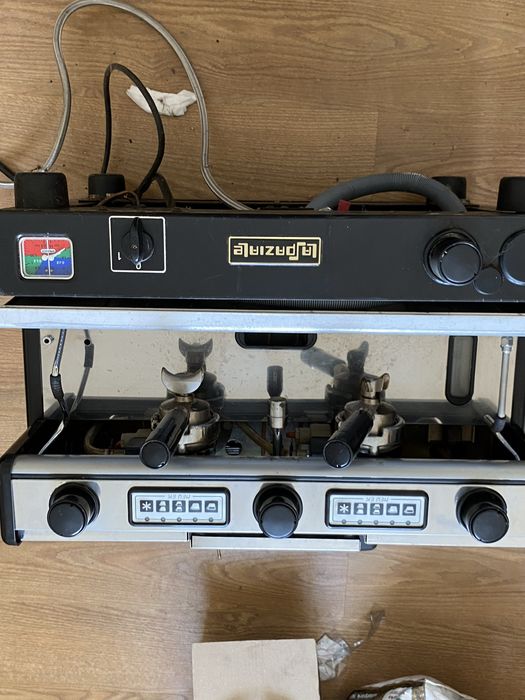 Професійна кавовамашинаLaSpaziale Італія