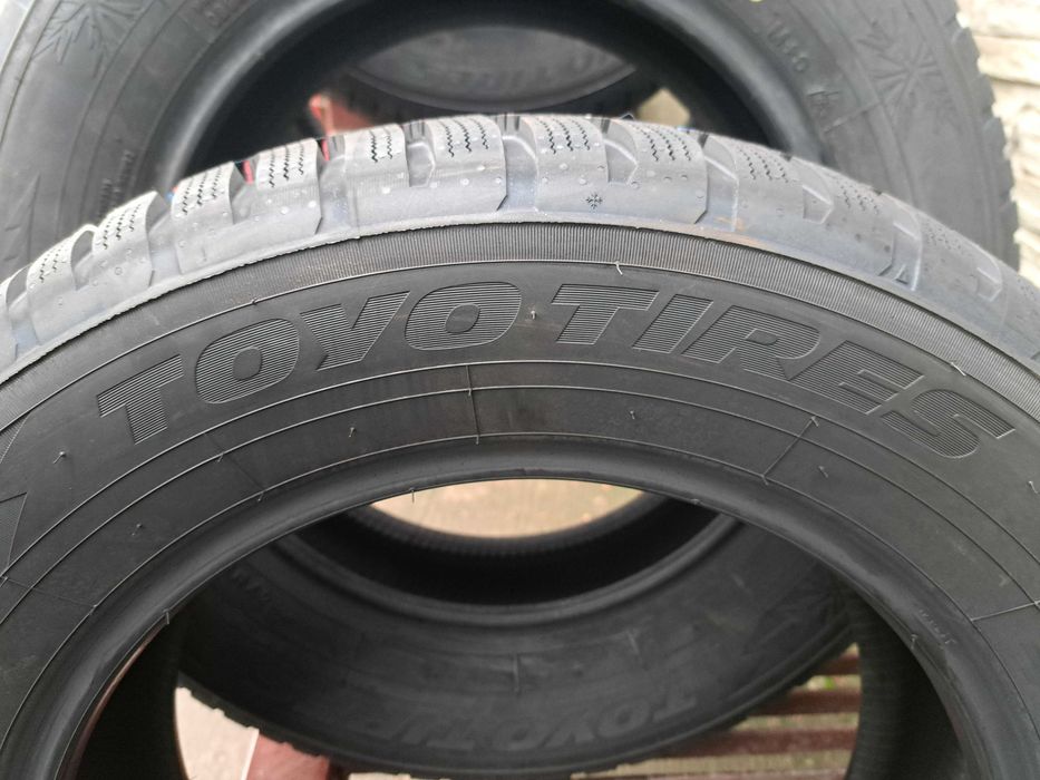 4 Opony NOWE zimowe 205/65 R16 TOYO Montaż Gratis!