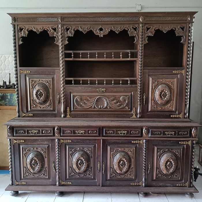 Sala de Jantar (Composta por 1 móvel de sala + 1 mesa de jantar extens