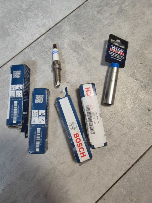 Świece samochodu Bosh