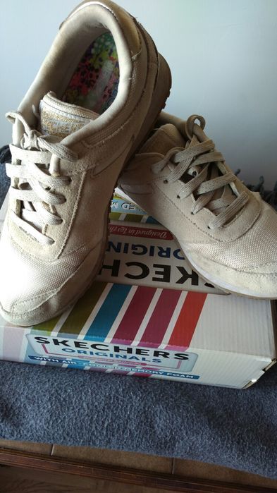 Buty sportowe damskie
