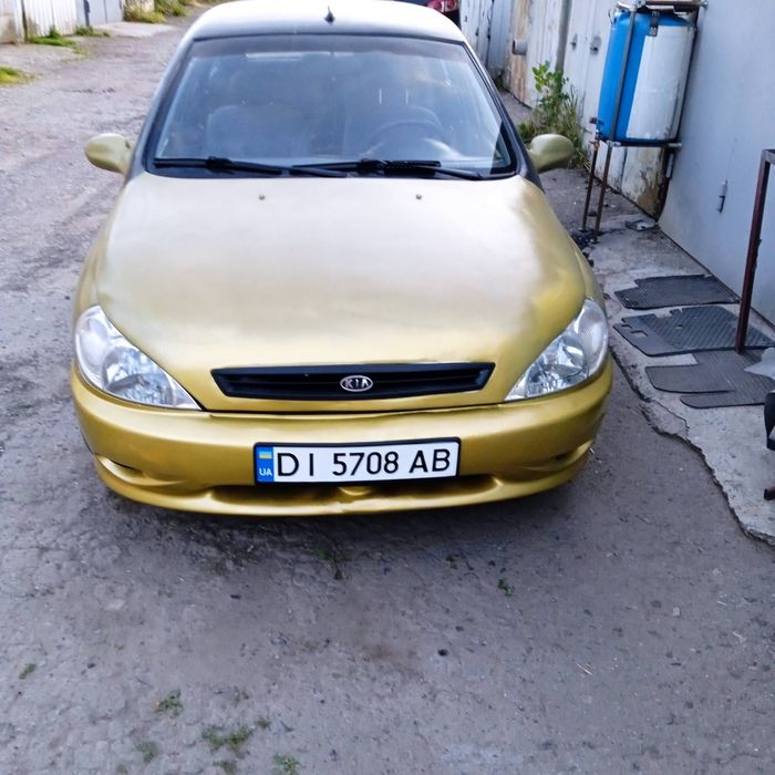 Кіа Ріо 1 покоління