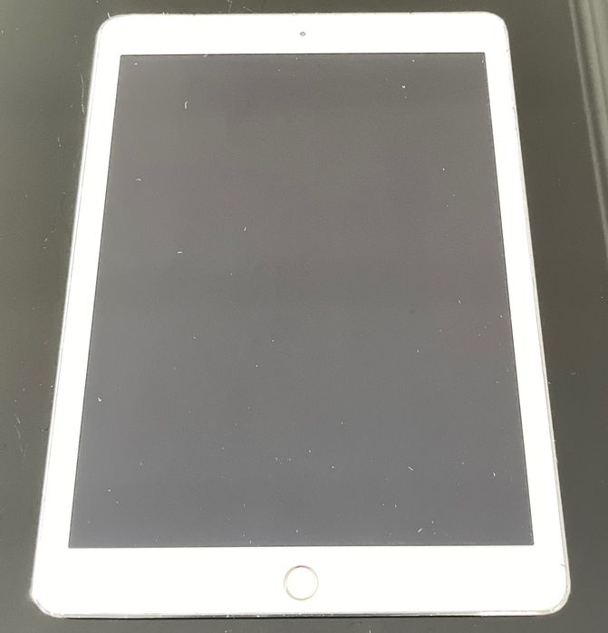Apple iPad Pro 9.7" 32GB Silver Wi-Fi + Cellular64170328946818121