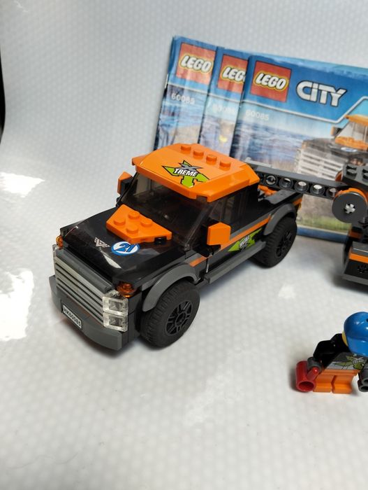 LEGO City Terenówka z motorówką