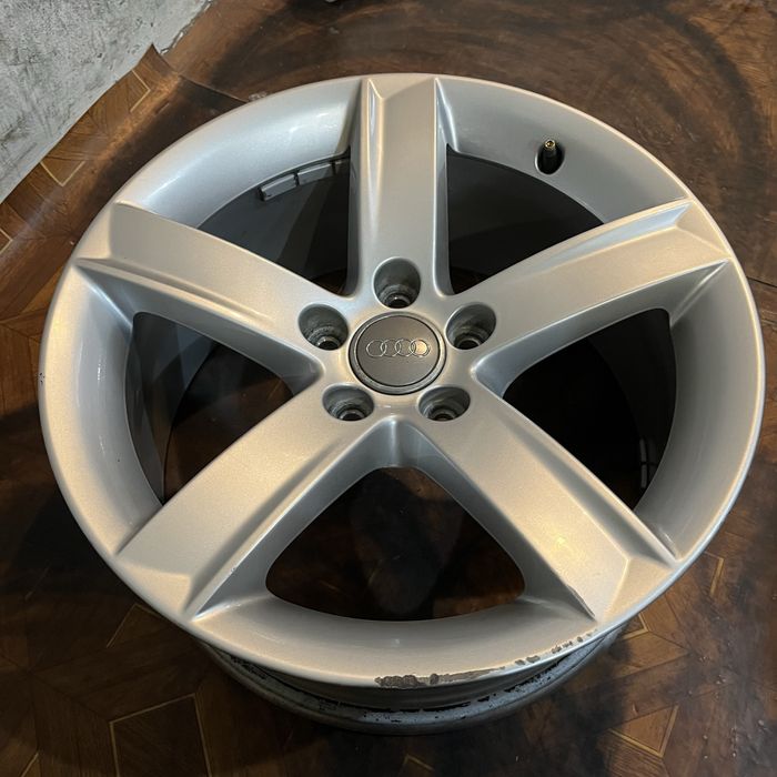 Комплект практично нових дисків R17.5.112 Audi Q5