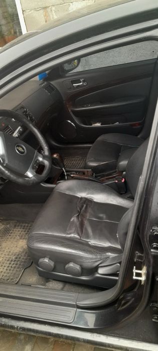 Продам шевролє епіку