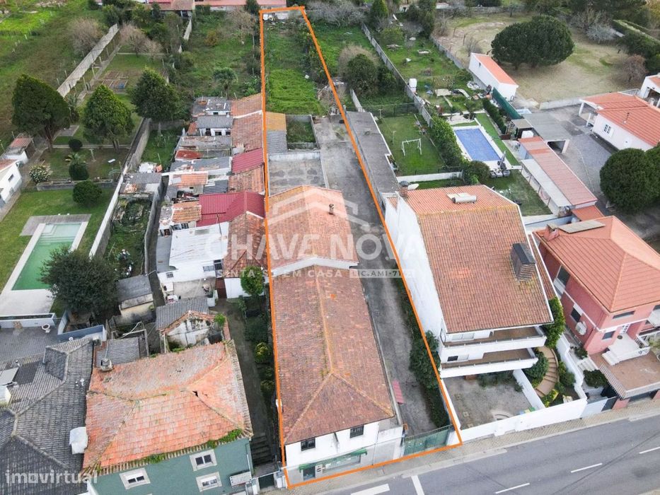 Estabelecimento Comercial com Habitação - Madalena