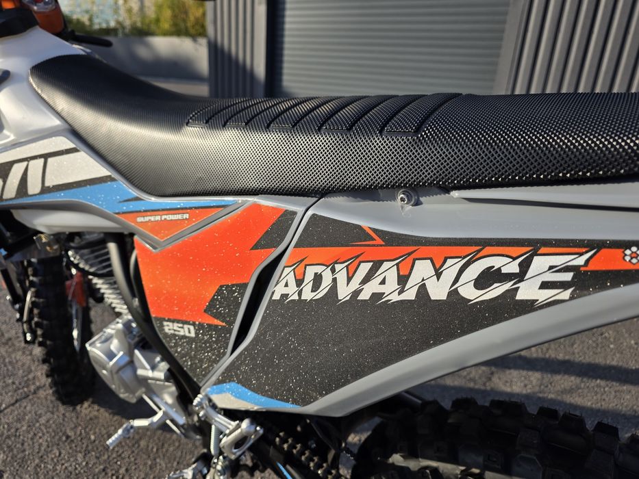 Мотоцикл Kovi Advance 250 (24,5 л.с.) мотосалон MotoPlus