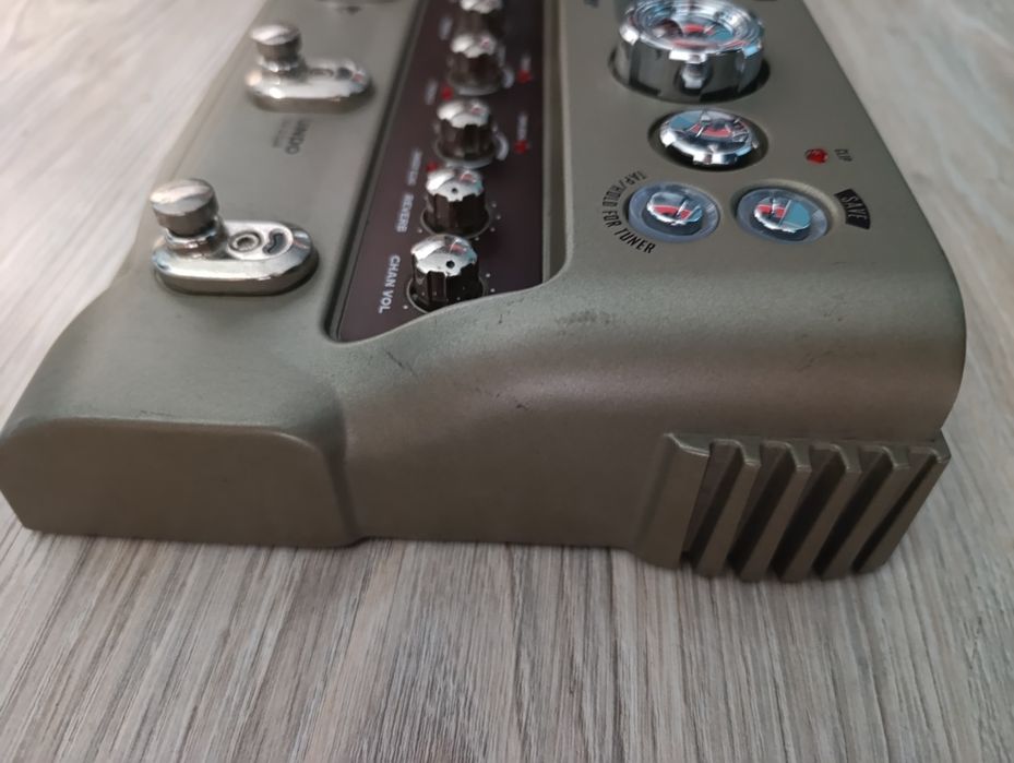 Multiefekt gitarowy LINE6 JM4 Looper