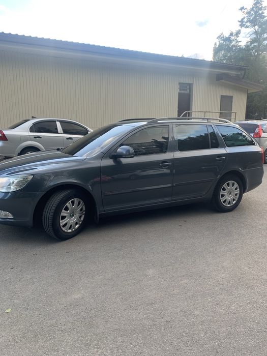Skoda Octavia 2009 VIN TMBHA61Z4A8009917 фото оголошення 2 з 24