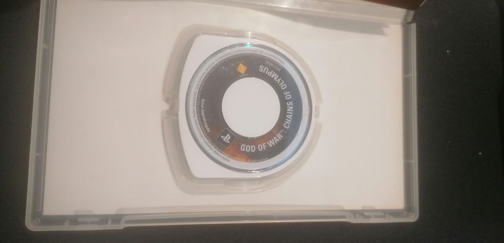 PSP God of War Chains of Olympus