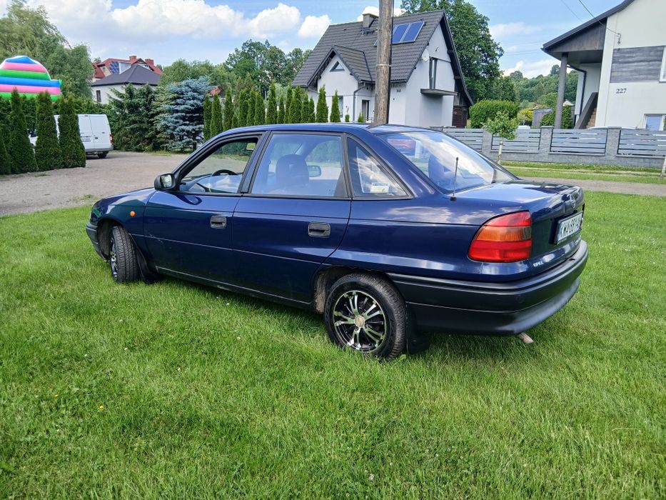 Sprzedam Opel Astra 1.4 benzyna