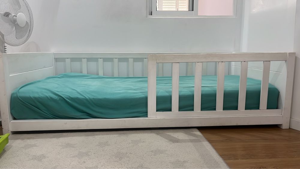 Cama Infantil com Grade de Proteção – Branca