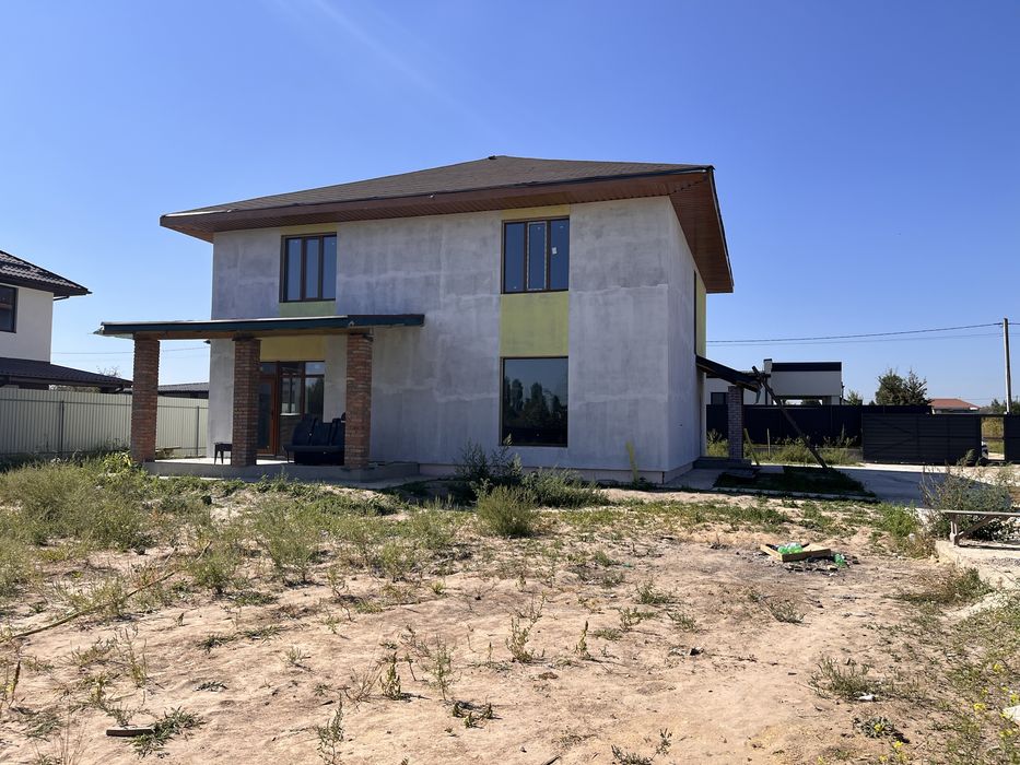 Будинок 240 кв.м на просторій ділянці 13,8 соток, с.Білогородка