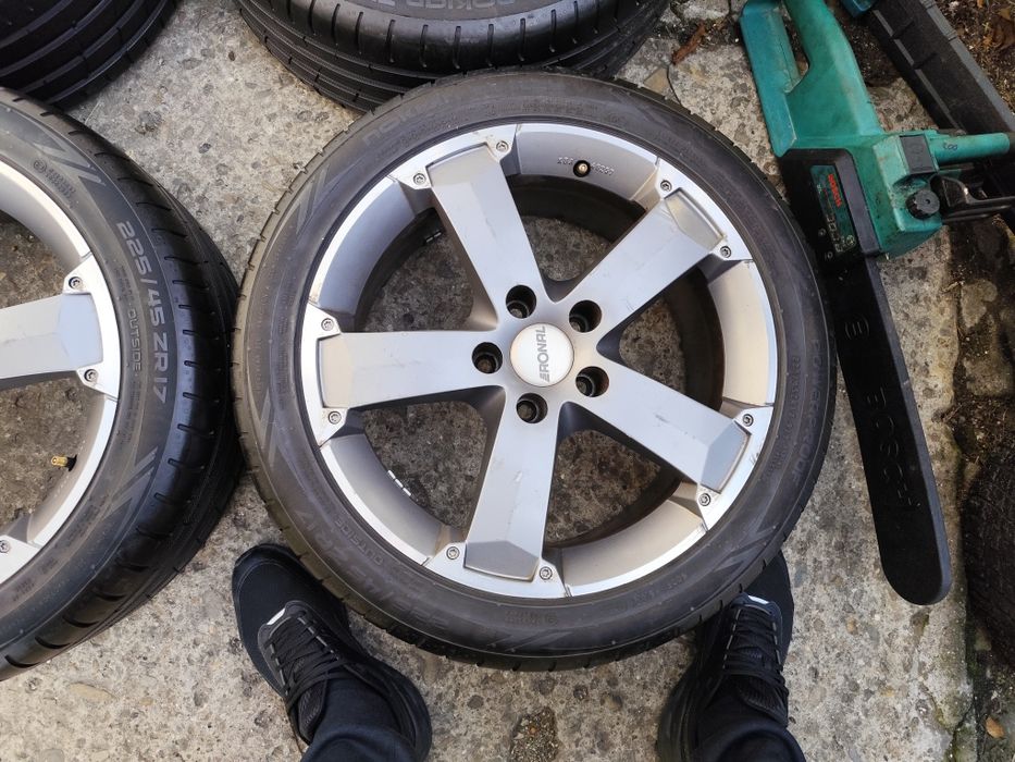 Felgi aluminiowe z oponami 17