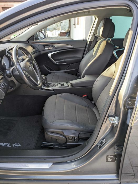 Opel insignia 1.6 turbo benzin