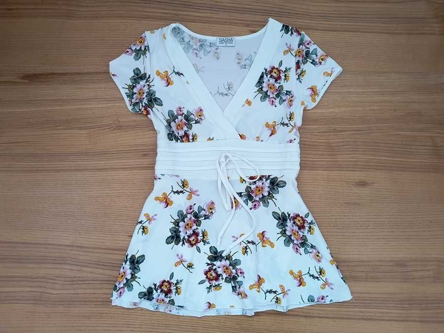 taliowana biała bluzka w kwiaty * S/M