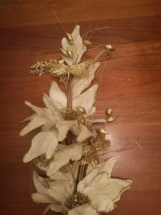 Arranjo floral para jarrão.